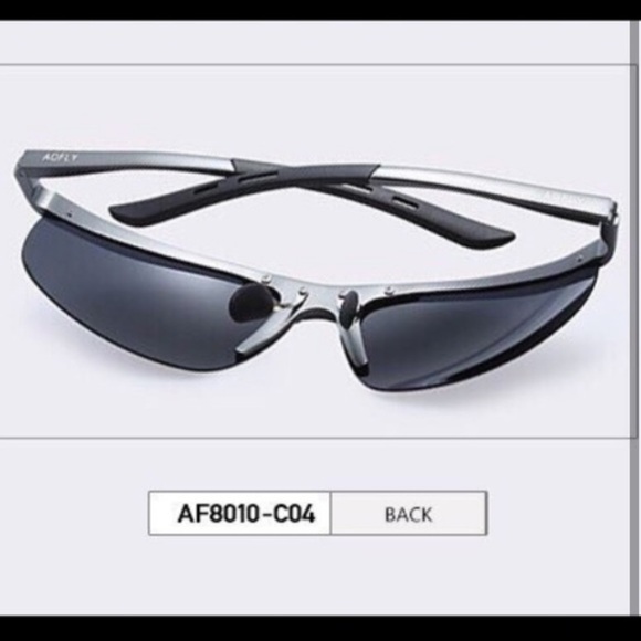 Men's Sport Sunglasses - Picture 3 of 3